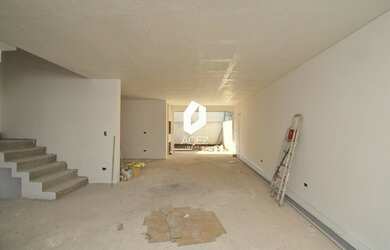 Imagem: A casa em condomínio possui 3 Dormitórios, 4 Banheiros, 4