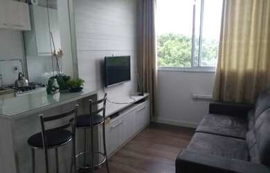 Imagem: O apartamento possui 2 Dormitórios, 1 Banheiro, 1 Vaga na garagem