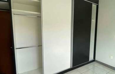 Imagem: A casa possui 3 Dormitórios, 2 Banheiros, 1 Vaga na garagem