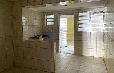 Imagem: A casa em condomínio possui 2 Dormitórios, 1 Banheiro, 1 Vaga