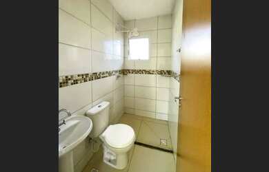 Imagem 9: Alugo apartamento no Alto Maravilha com armário planejado e muitas melhorias