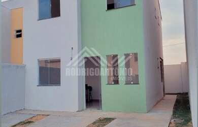 Imagem 10: Casas no condomínio Portal dos Lagos no Bairro Santo Inácio