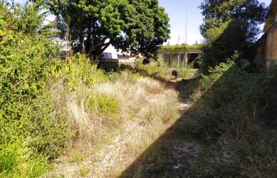 Imagem: O terreno possui 800m² de Área e está localizado em Setor