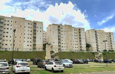 Imagem: O apartamento possui 2 Dormitórios, 1 Banheiro, 1 Vaga na garagem