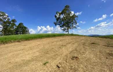 Imagem: O terreno possui 600m² de Área e está localizado em Valinhos