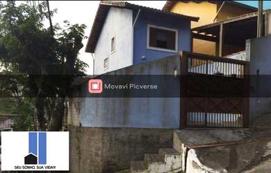 Imagem: A casa possui 2 Dormitórios, 1 Banheiro, 2 Vagas na garagem