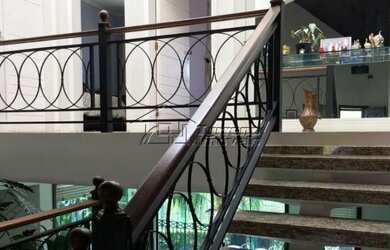 Imagem 4: Belíssima casa Alto Padrão com piscina e ofurô em condomínio no Urbanova