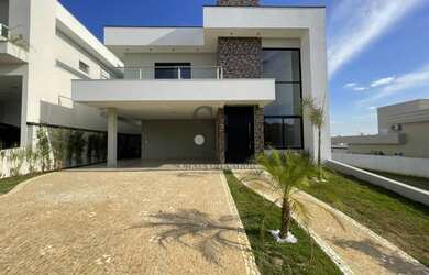 Imagem: A casa em condomínio possui 3 Dormitórios, 5 Banheiros, 4