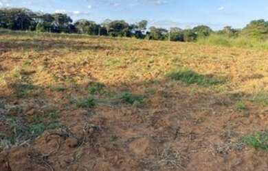 Imagem: A chácara possui 1.041m² de Área e está localizado em Goianira