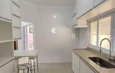 Imagem: A casa em condomínio possui 3 Dormitórios, 2 Banheiros, 2