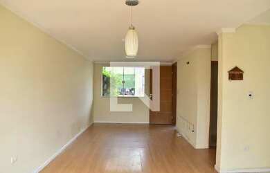 Imagem: A casa em condomínio possui 3 Dormitórios, 3 Banheiros, 2