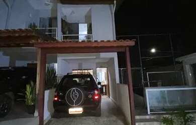 Imagem: A casa possui 2 Dormitórios, 2 Banheiros, 1 Vaga na garagem