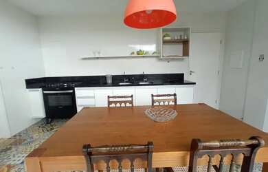 Imagem: A casa em condomínio possui 4 Dormitórios, 4 Banheiros, 4