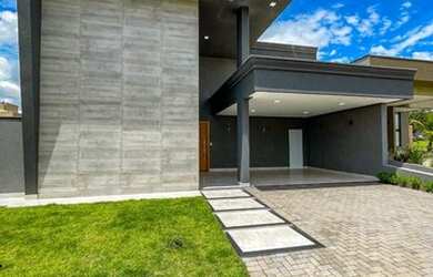 Imagem: A casa em condomínio possui 3 Dormitórios, 4 Banheiros, 4