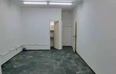 Imagem: O depósito possui 32m² de Área e está localizado em Barueri