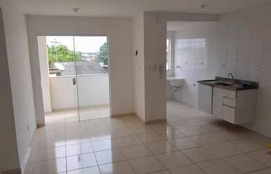 Imagem: A casa possui 2 Dormitórios, 1 Banheiro, 1 Vaga na garagem