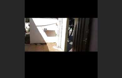 Imagem 4: Casa de fundo. 100m² de Área, 1 Banheiroe1 Dormitório