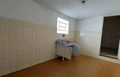 Imagem: A casa possui 2 Dormitórios, 1 Banheiro, 100m² de Área e