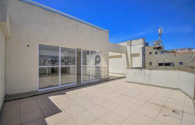 Imagem: O apartamento na cobertura possui 4 Dormitórios, 5 Banheiros