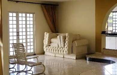 Imagem: A casa em condomínio possui 3 Dormitórios, 4 Banheiros, 1