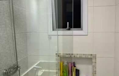 Imagem: O apartamento possui 2 Dormitórios, 2 Banheiros, 2 Vagas na