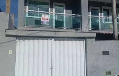 Imagem: A casa possui 2 Dormitórios, 2 Banheiros, 1 Vaga na garagem