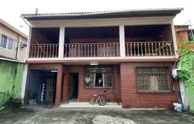 Imagem 3: Casa com piscina com 500 metros de área territorial ampla para receber...