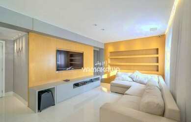 Imagem: O apartamento possui 4 Dormitórios, 5 Banheiros, 4 Vagas na