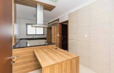 Imagem 7: Apartamento central. Imóvel mobiliado, Guarda roupa, 178m² de Áreae1...