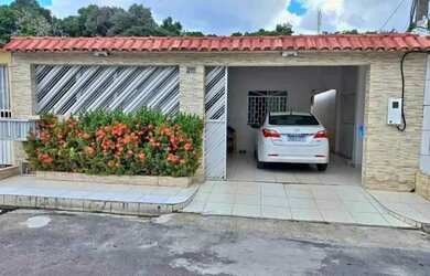 Imagem: A casa possui 2 Dormitórios, 1 Banheiro e está localizado