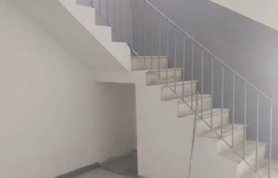 Imagem: A casa possui 4 Dormitórios, 4 Banheiros, 1 Vaga na garagem