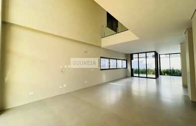 Imagem 3: Casa em Condomínio com 3 Suítes, 290m² à venda por R$3.980.000,00...