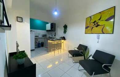 Imagem: O apartamento possui 1 Dormitório, 1 Banheiro, 1 Vaga na garagem