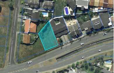 Imagem: O terreno possui 606m² de Área e está localizado em Tarumã