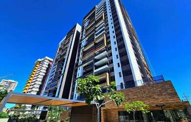 Imagem: O apartamento possui 3 Dormitórios, 4 Banheiros, 2 Vagas na