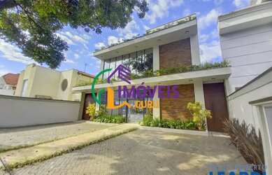 Imagem: O depósito possui 5 Vagas na garagem e 720m² de Área e está