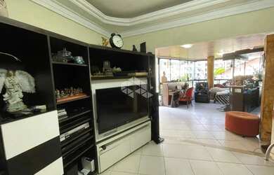 Imagem 14: Apartamento - 3 Dormitórios - 382m² privativos - Meia Praia - Mobiliado