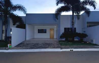 Imagem: A casa em condomínio possui 3 Dormitórios, 2 Banheiros, 2