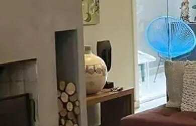 Imagem: A casa em condomínio possui 3 Dormitórios, 4 Banheiros, 4