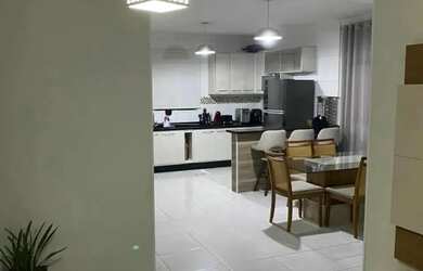 Imagem: A casa possui 3 Dormitórios, 3 Banheiros, 2 Vagas na garagem