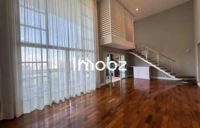 Imagem: O apartamento possui 4 Dormitórios, 5 Banheiros, 4 Vagas na