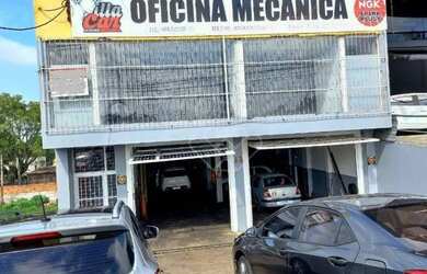 Imagem: O depósito possui 5 Vagas na garagem, 400m² de Área e está