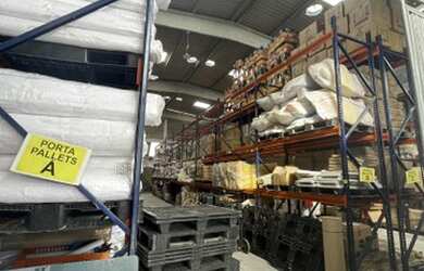 Imagem 16: Galpão/Depósito/Armazém para aluguel e venda possui 1060 metros quadrados