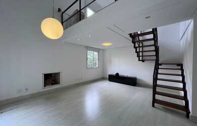 Imagem 1: Lindo Loft. Piscina, Churrasqueira, VarandaeÁrea de serviço