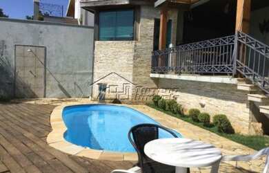 Imagem 15: Belíssima casa Alto Padrão com piscina e ofurô em condomínio no Urbanova