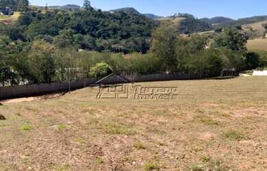 Imagem: O terreno possui 1.000m² de Área e está localizado em Jambeiro