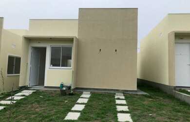 Imagem: A casa em condomínio possui 2 Dormitórios, 1 Banheiro, 2 Vagas