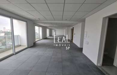 Imagem: O depósito possui 4 Vagas na garagem, 182m² de Área e está