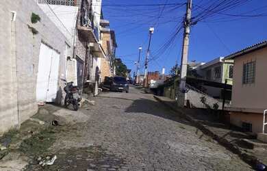 Imagem 6: Casa Jordão baixo 2qt. Varanda, 80m² de Área, 1 Banheiroe2 Dormitórios