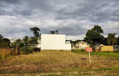 Imagem: O terreno possui 381m² de Área e está localizado em Nova